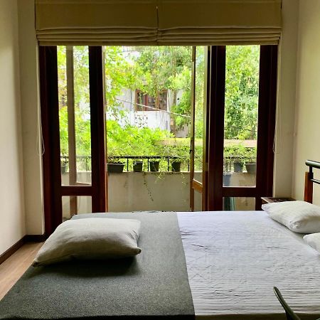 Cozy Luxury Room With Balcony View ! Rajagiriya Exteriör bild